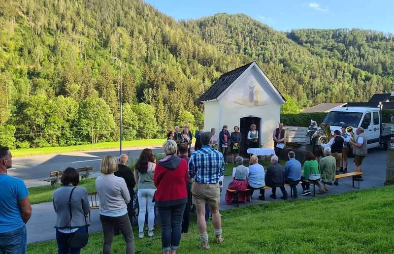 Maiandacht beim Glawoggerkreuz in Stübing